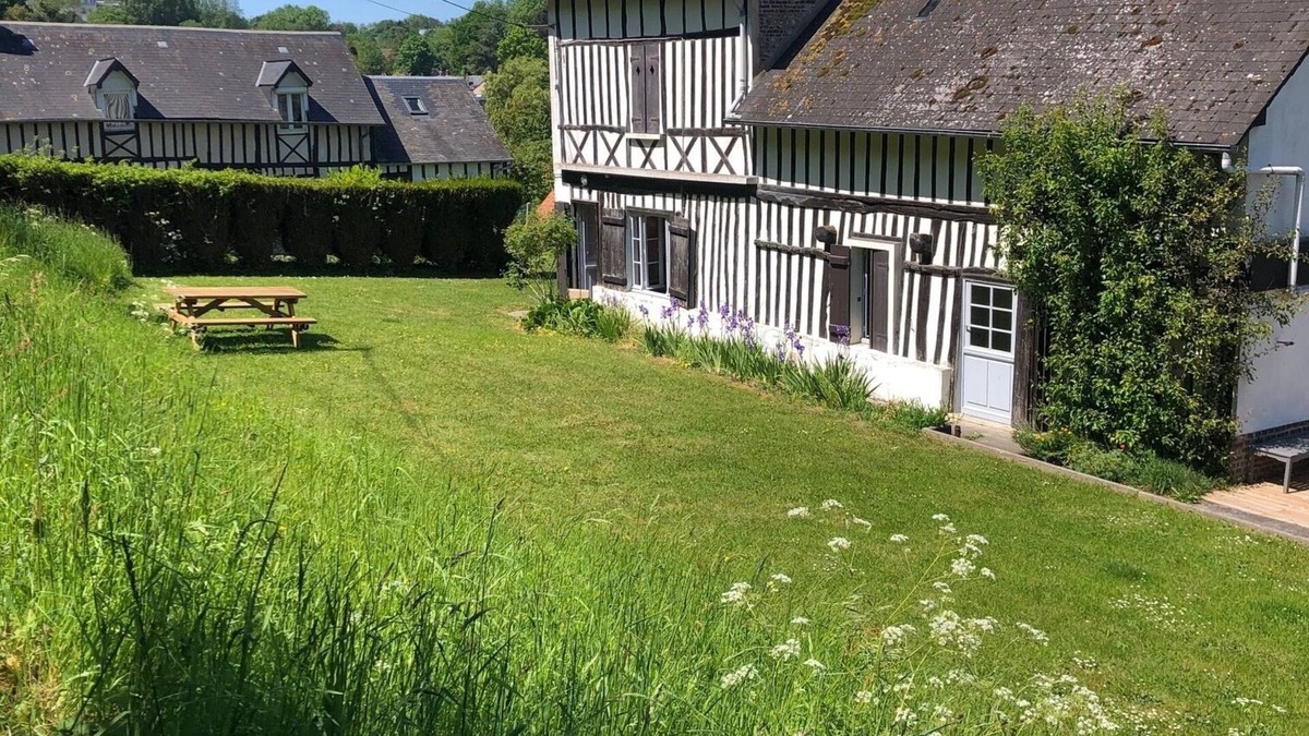 Saint-Valery-en-Caux House | Charming family home sleeps 12 in Saint Valery en Caux