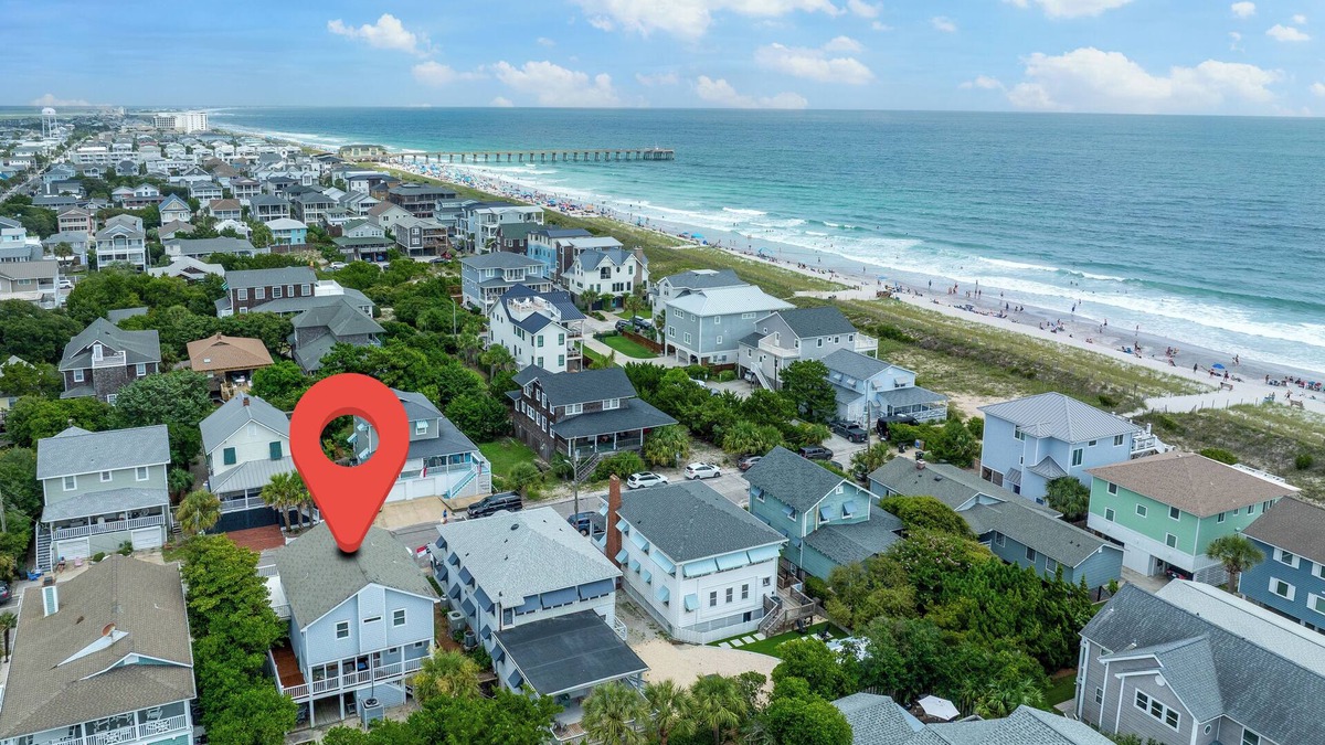 Wrightsville Beach Cottage | Charming family cottage in the heart of Wrightsville Beach w/ wrapping porch