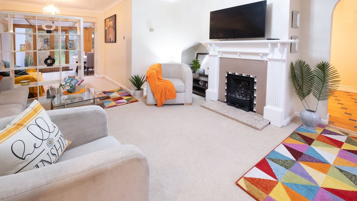 High Wycombe House | Charming family house in High Wycombe