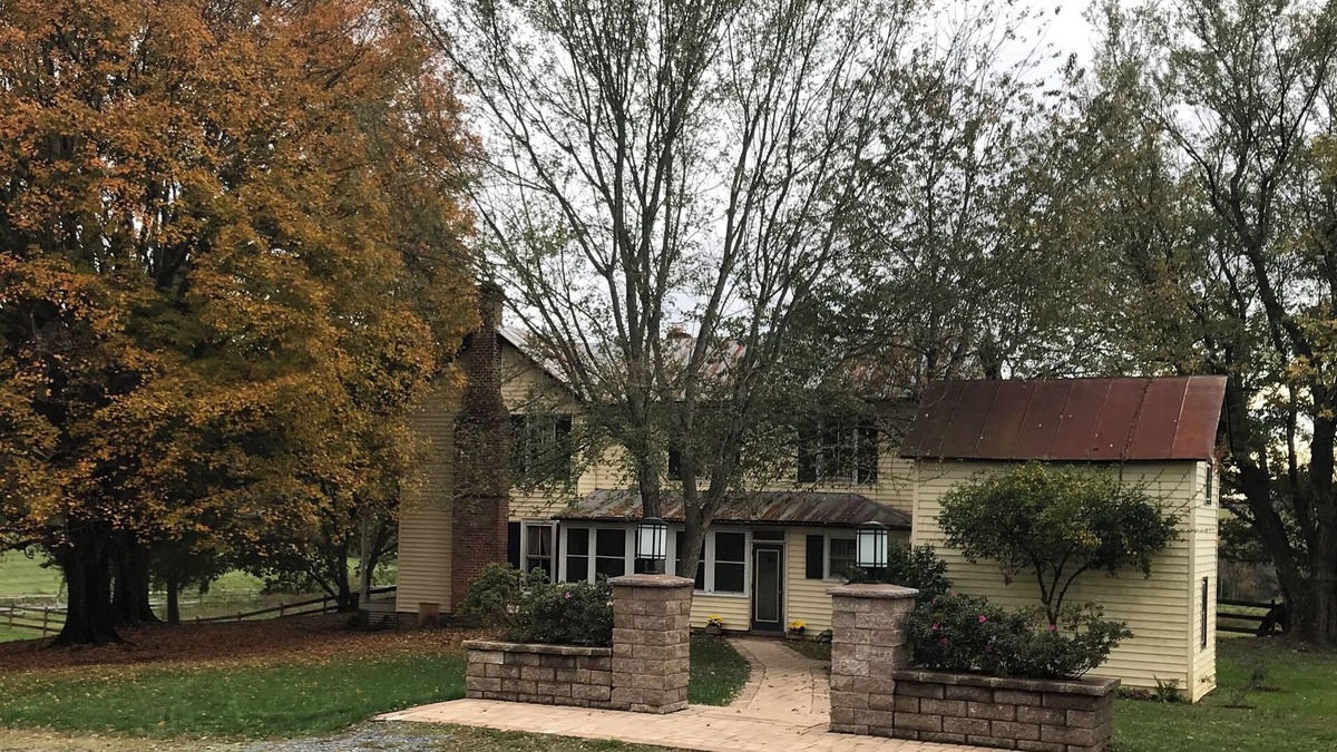 Lexington Other | Charming Farmhouse near VMI, W&L, SVU and VHC