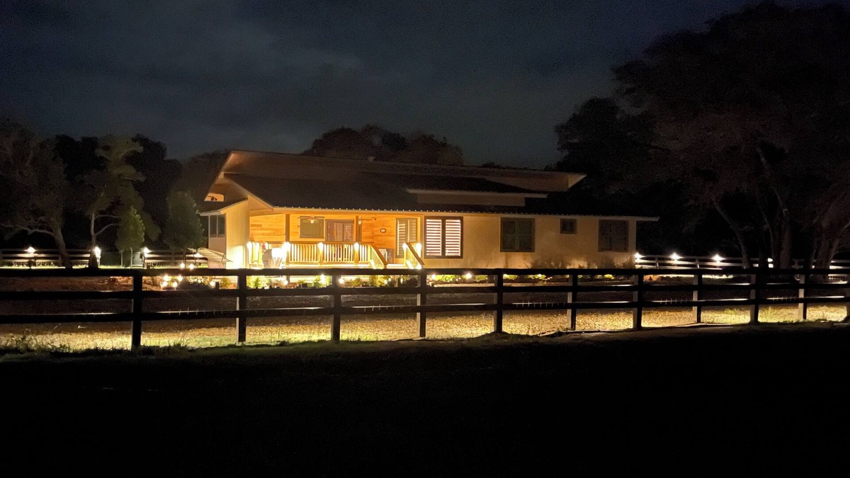 Garwood Other | Charming farmhouse with 4 bedrooms and WiFi, AC in lovely Rock Island