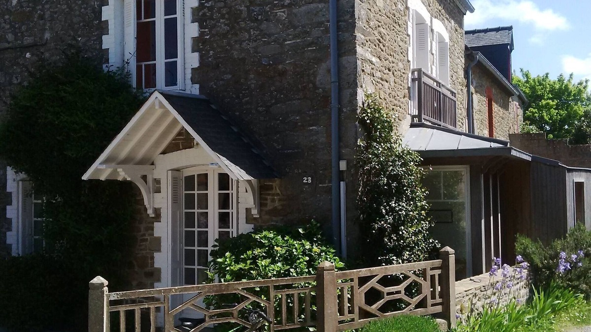 Saint-Briac-sur-Mer House | Charming fisherman’s house in a hamlet by the river Fremur on the « Côte d’Emeraude