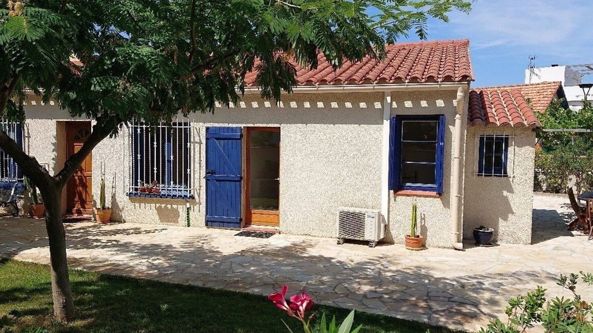 Saint-Cyprien Plage Villa | Charming Fisherman’s house by the Mediterranean Sea