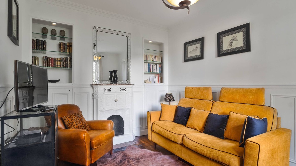 Saint-Victor Apartment | Charming flat in old Paris