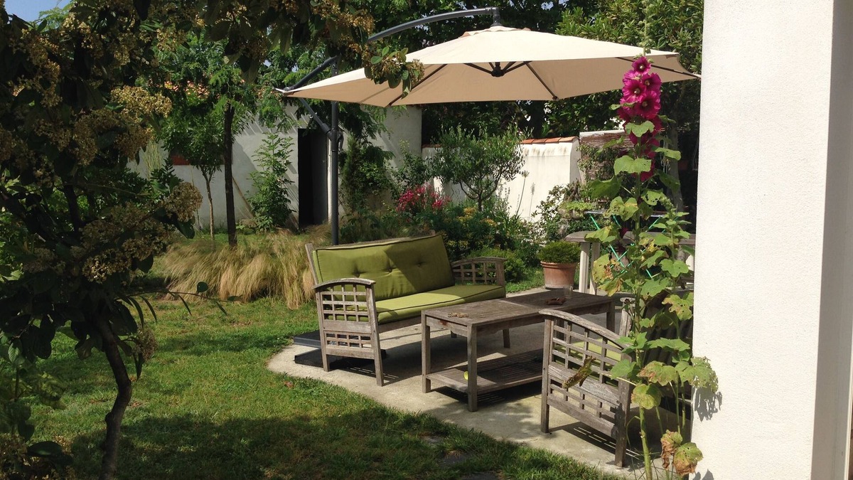 Le Grand-Village-Plage House | Charming Grand Village house, 140 m2 and private garden