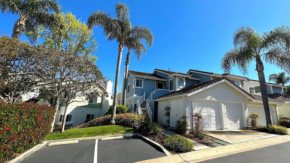 Carmel Valley Condo | Charming Furnished 2BD/2BA w/Pool&Spa! Available Nov.4-Dec.30,2025 3,500-3,995/m