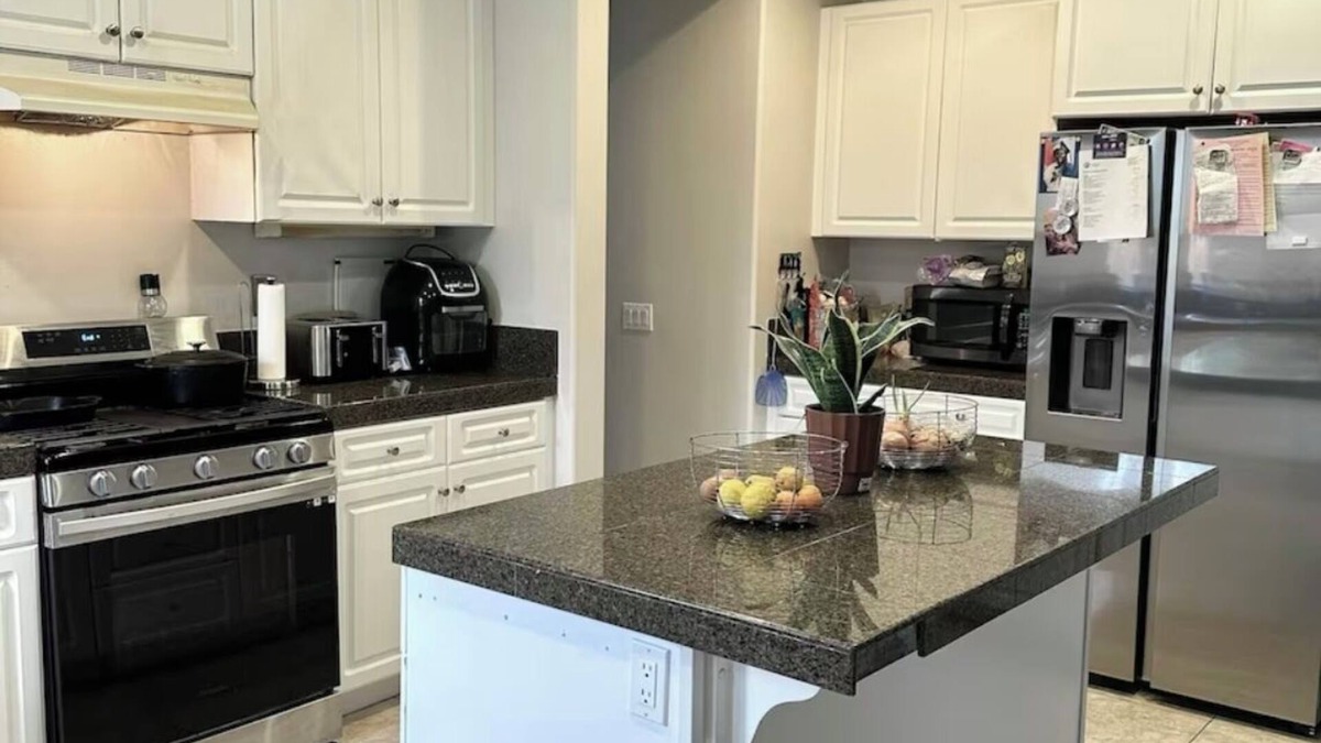 San Jacinto House | Charming Garden Retreat 1-bd with AC, fitness room in awesome San Jacinto CA