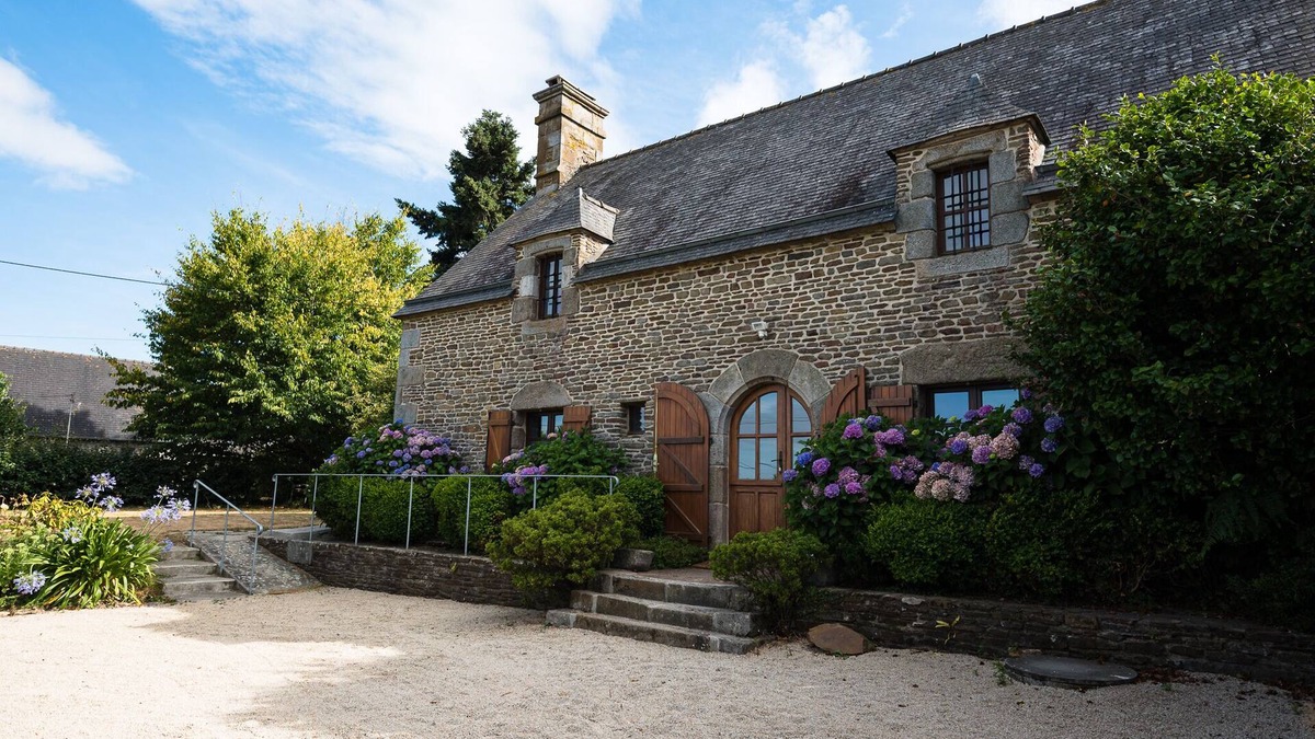 Sougeal House | Charming gîte with Spa, on the bay of Mont Saint Michel