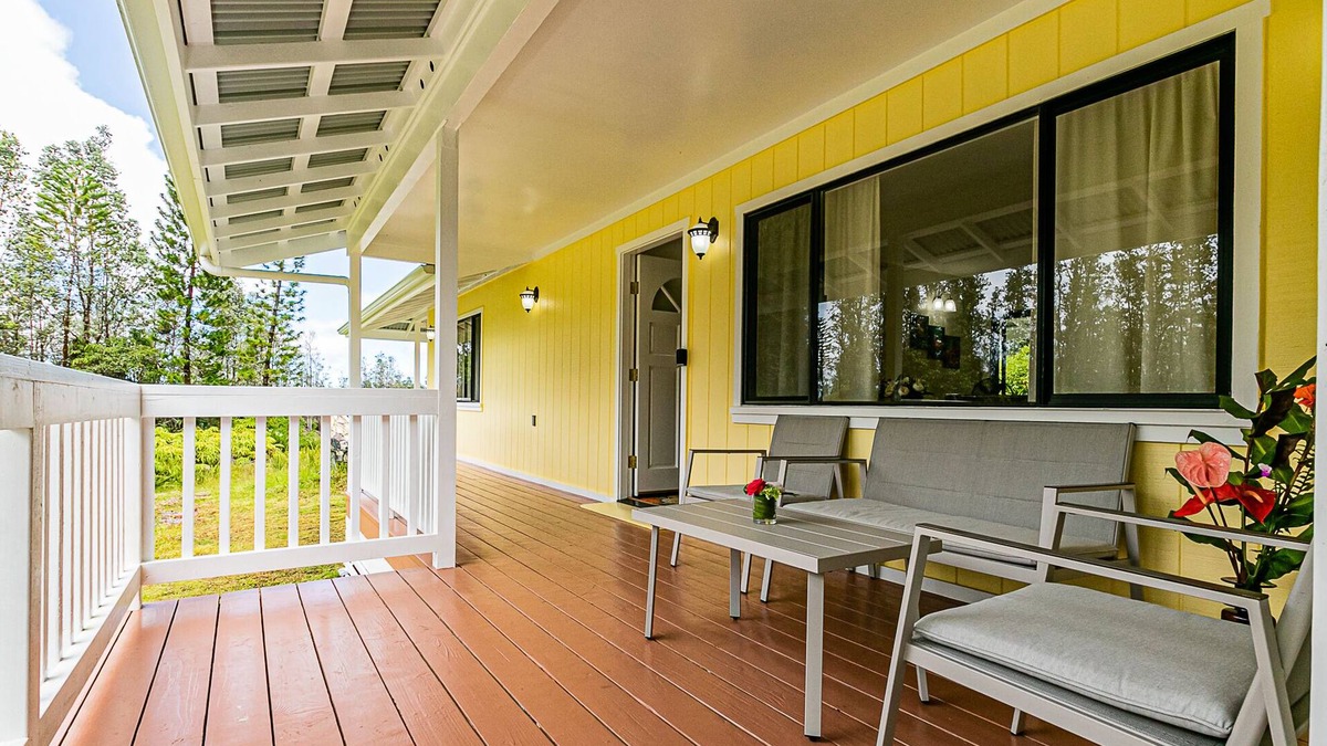 Fern Acres House | Charming Guest House in Mountain View