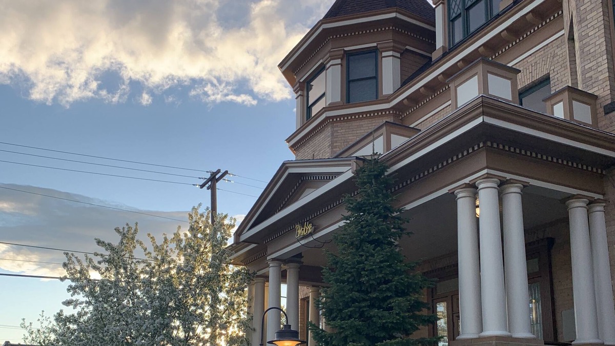 Riverfront Condo | Charming & Historic Babs Condo on Hip Strip- Missoula's Best!