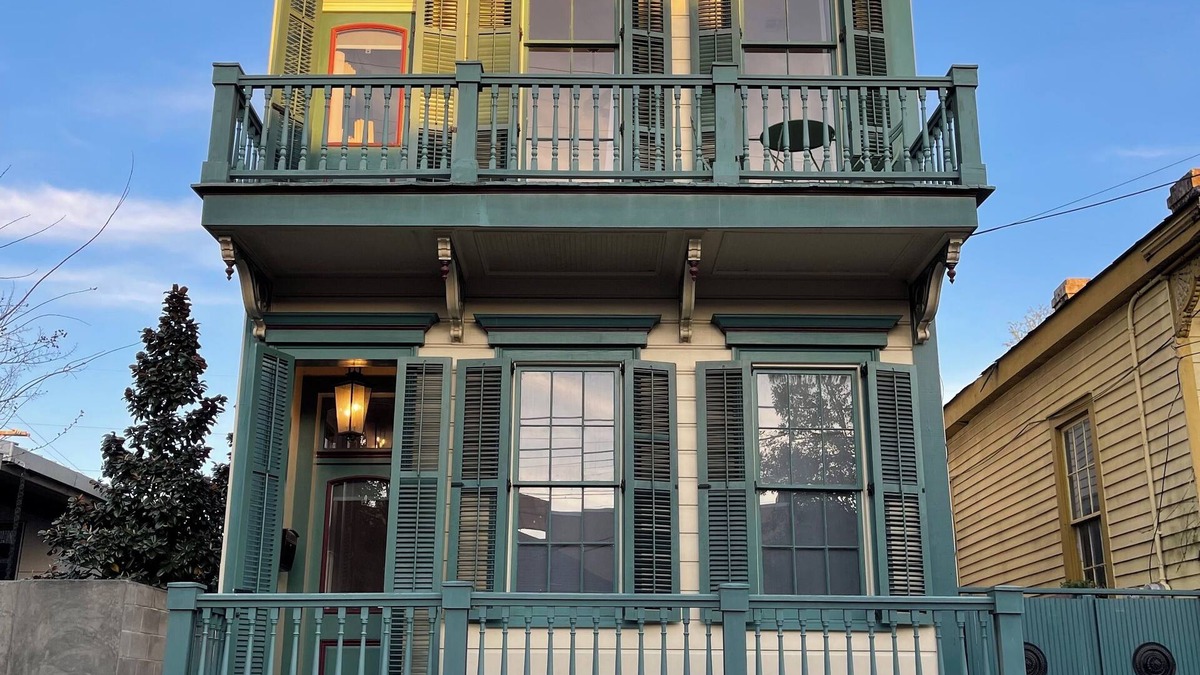 Bywater House | Charming historic Marigny townhouse - 2 br/3ba
