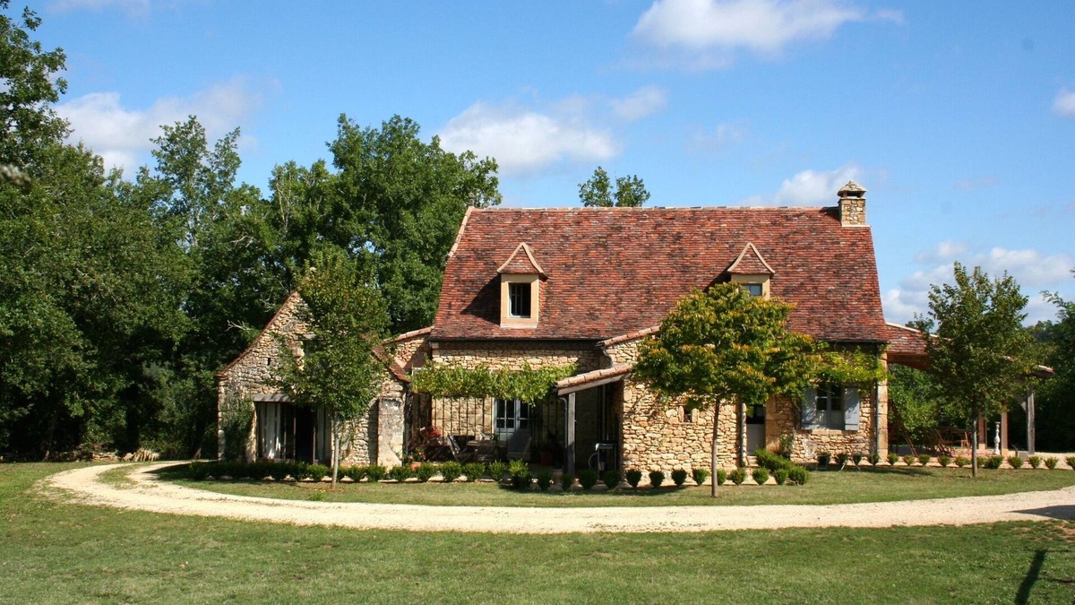 Savignac-de-Miremont House | CHARMING HOUSE WITH HEATED SWIMMING POOL