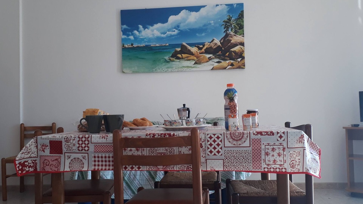 San Foca Apartment | Charming Holiday Home Near The Beach With A Terrace Parking Available, Pets