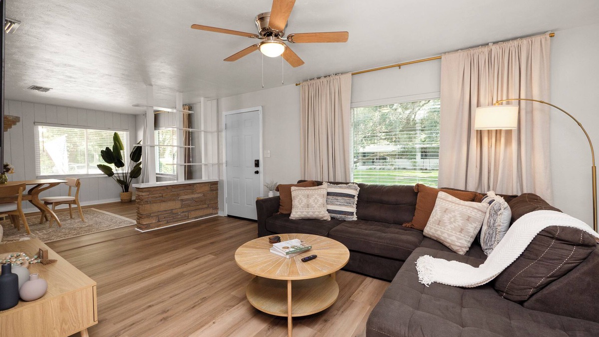 Lakeland House | Charming Home Close to Downtown, Fully Renovated