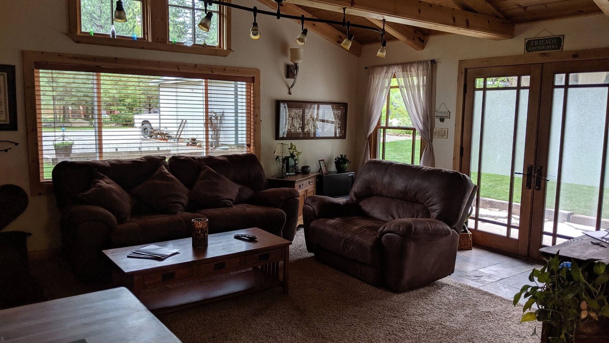 Calpine House | Charming Home near skiing, hiking, biking, ATVing , Lakes and Forest BEAUTIFUL!