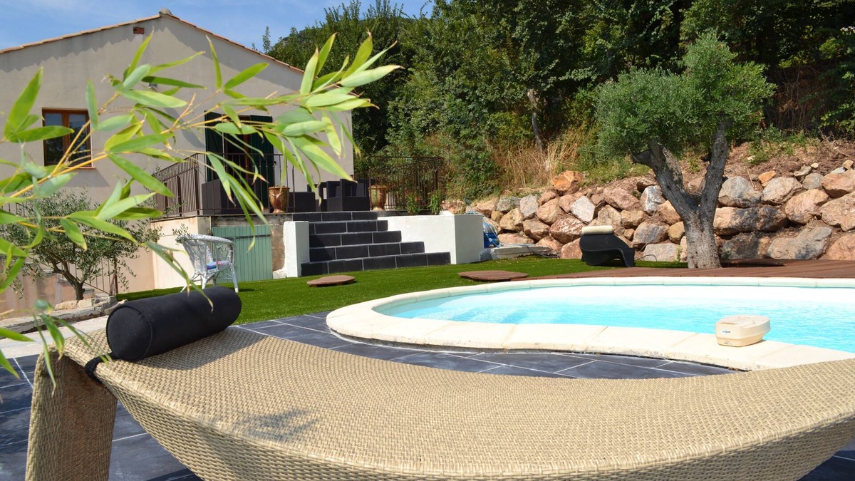 Dio-et-Valquieres House | Charming house with private pool in a medieval village