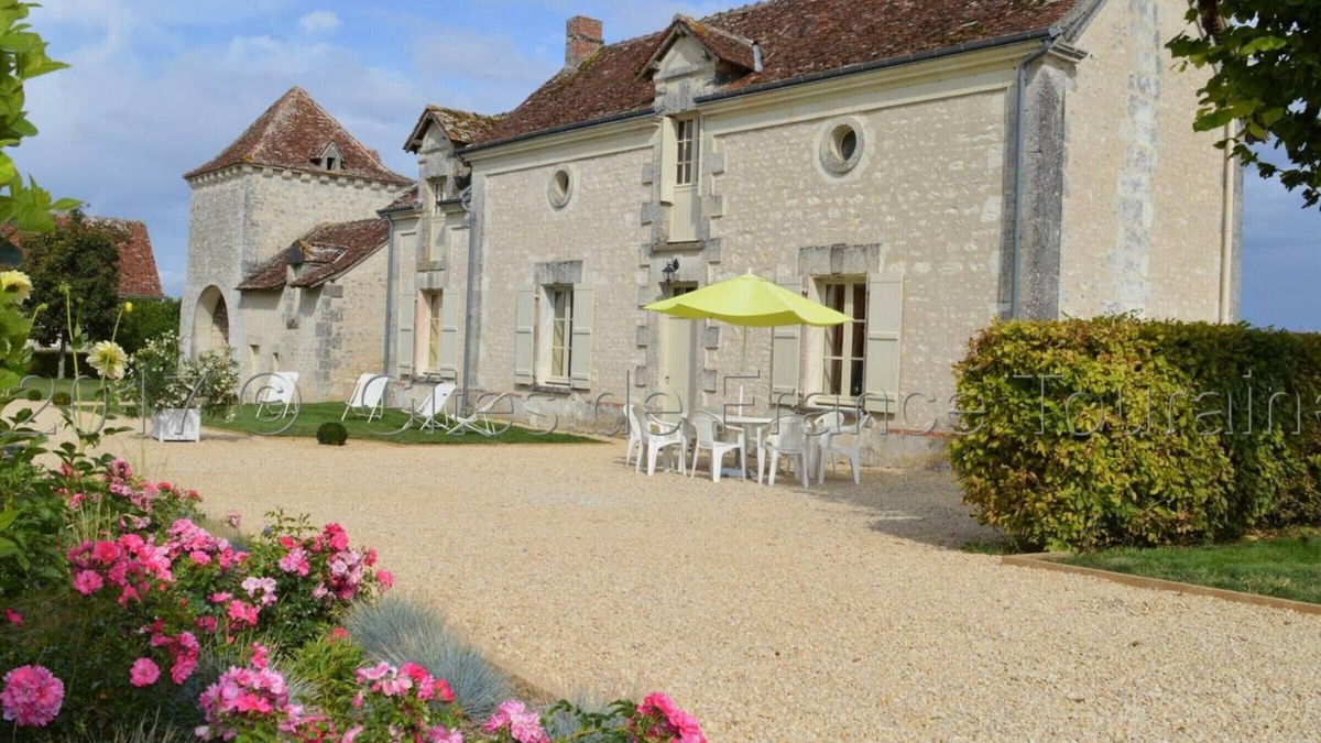 Parcay-sur-Vienne Cottage | Charming house with enclosed garden near vineyards