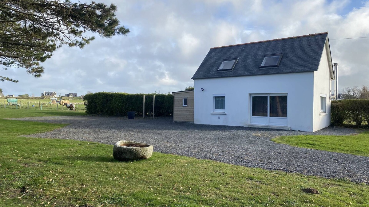 Kerlouan House | Charming house 800m from the sea and Ménéham