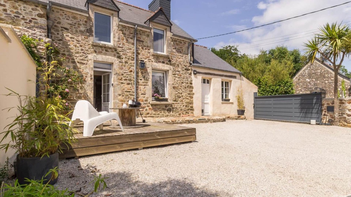 Tollevast Cottage | Charming house for 2 with garden and private parking