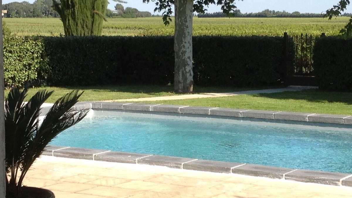Bellegarde Villa | Charming house in Provence, peaceful setting amidst vineyards, swimming pool and tennis court