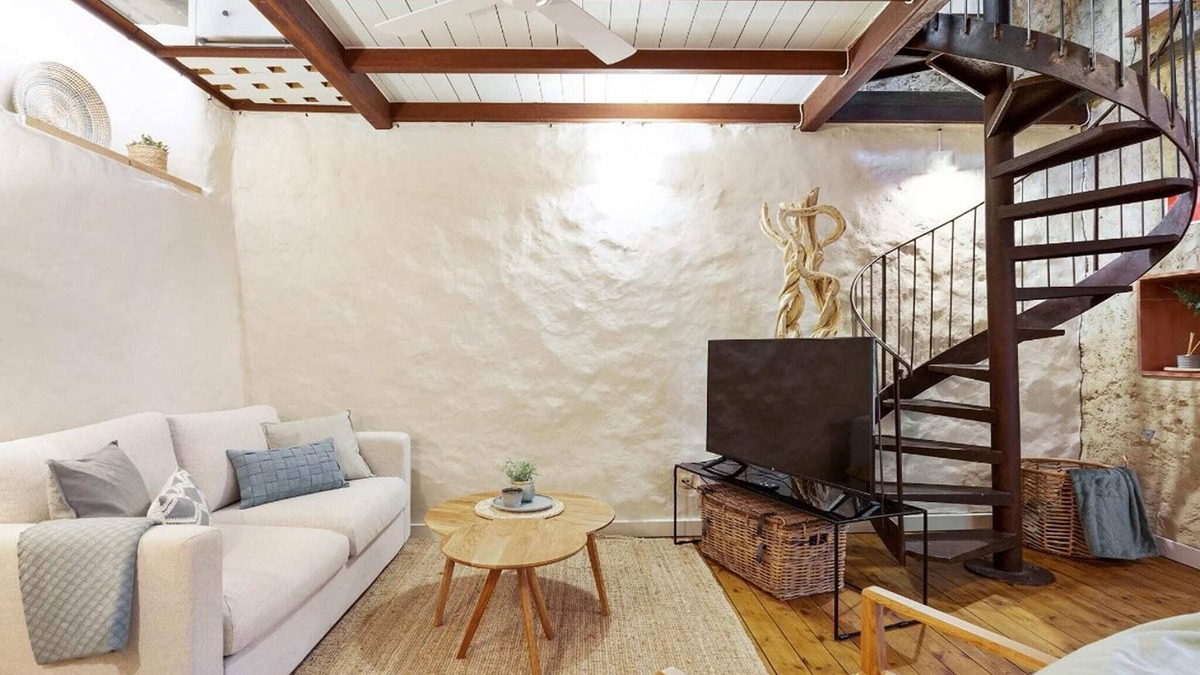 Vilaur House | Charming House in Spain near the Beach