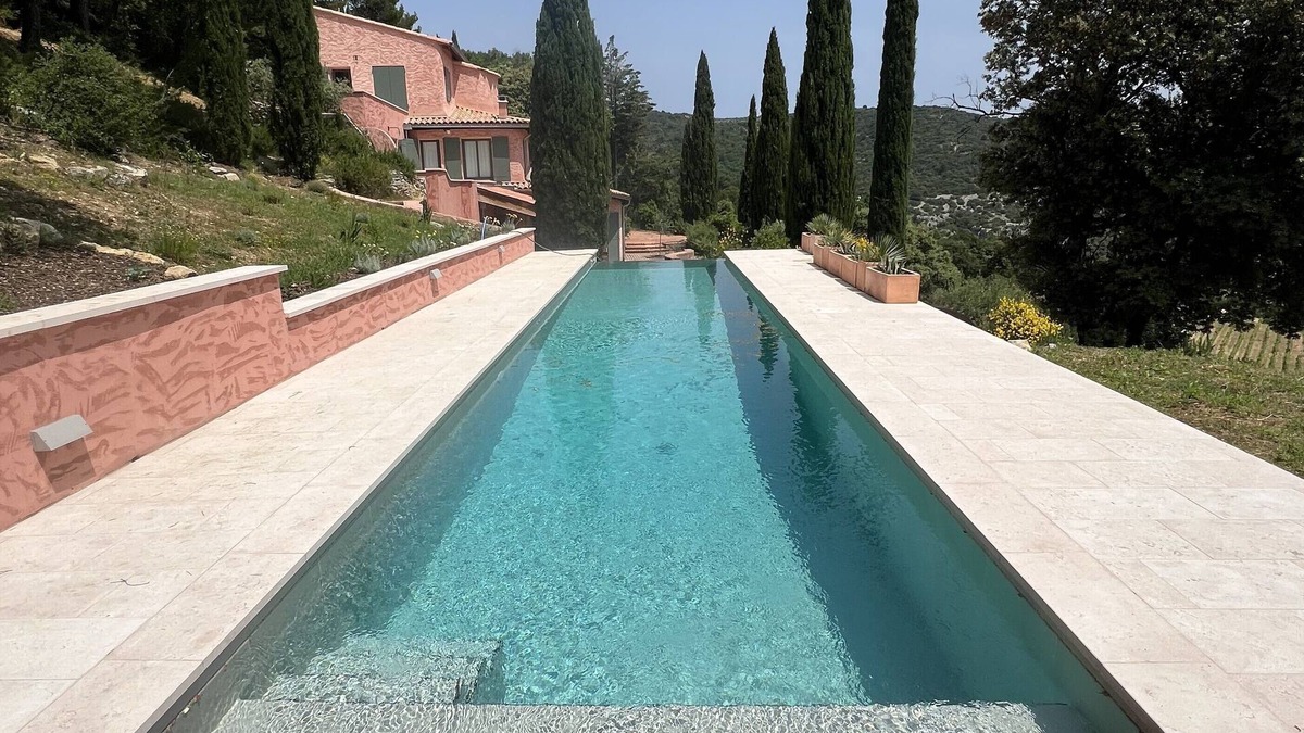 Suzette House | Charming house in the Dentelles de Montmirail. Ideal for recharging your batteries!