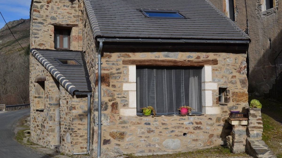 Meyrueis Cottage | CHARMING HOUSE ON THE EDGE OF CEVENNES NATIONAL PARK