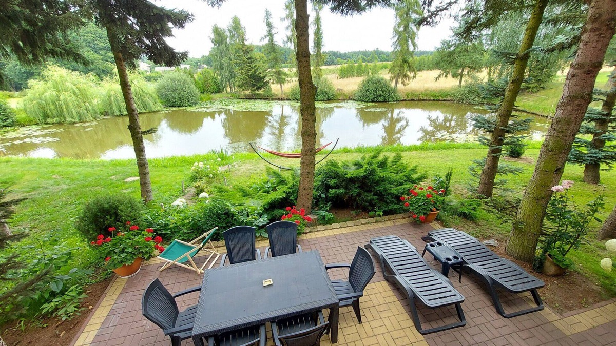 gmina Wysmierzyce House | Charming House with a huge garden for your exclusive use. Pets friendly.