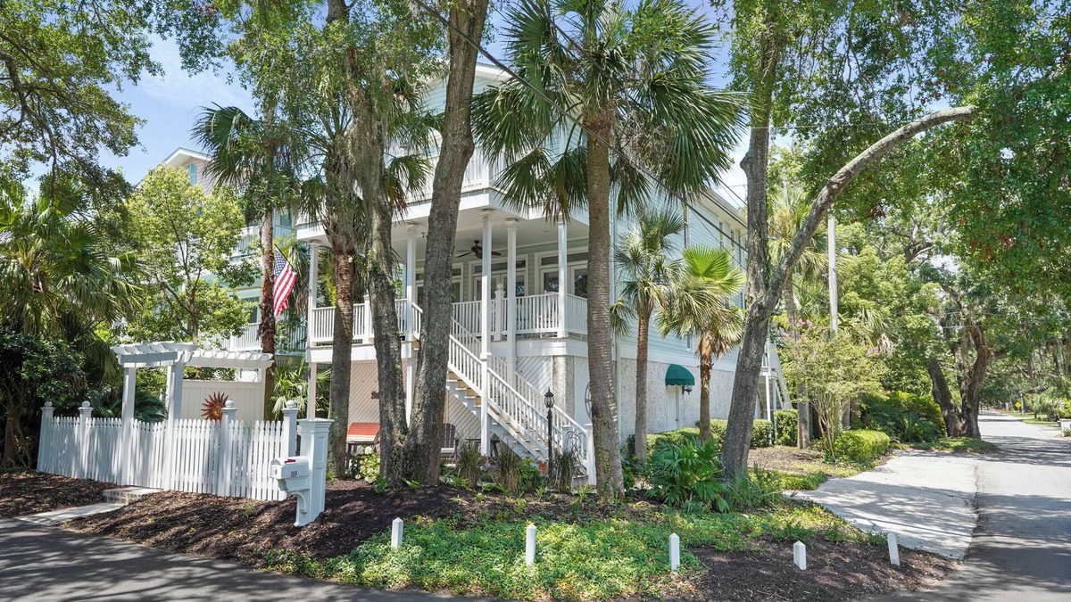 King City House | Charming Island Retreat Near the Ocean & Pier Village!