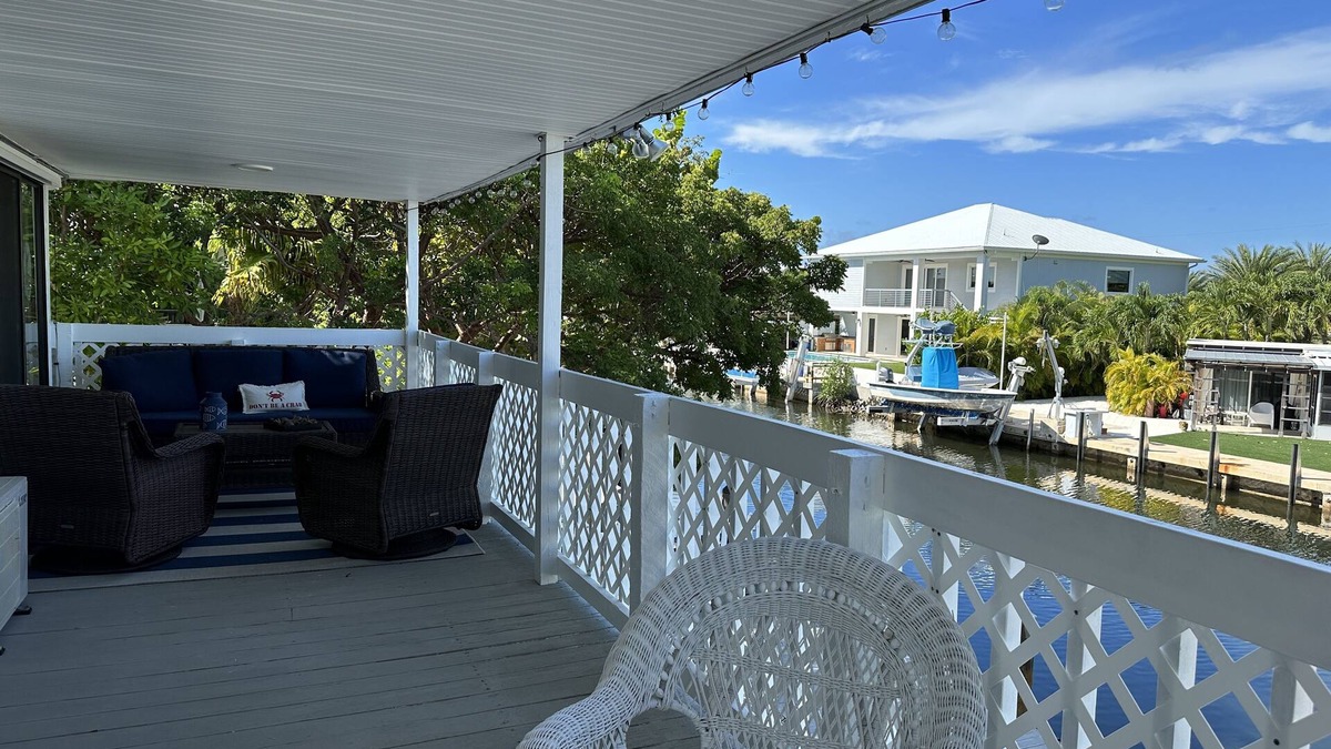 White Marlin Beach House | Charming Islamorada house with waterfront, private dock and beach