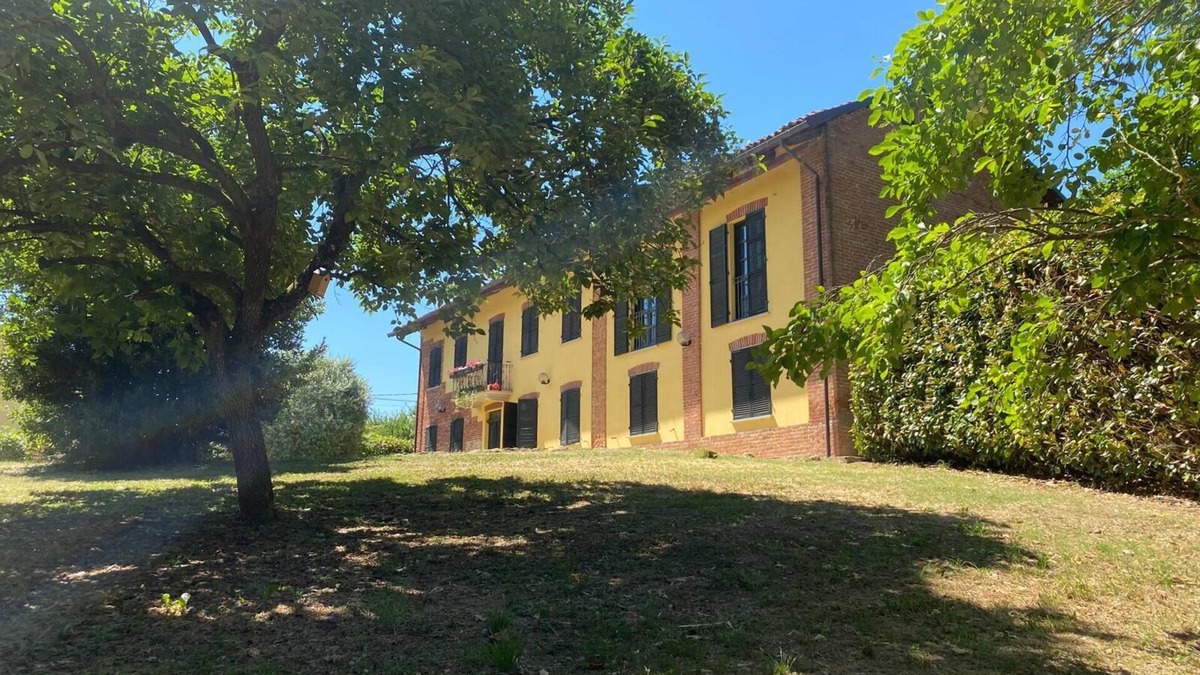 Cantarana House | Charming Italian house in Cantarana for 6 guests, 3 bedrooms.