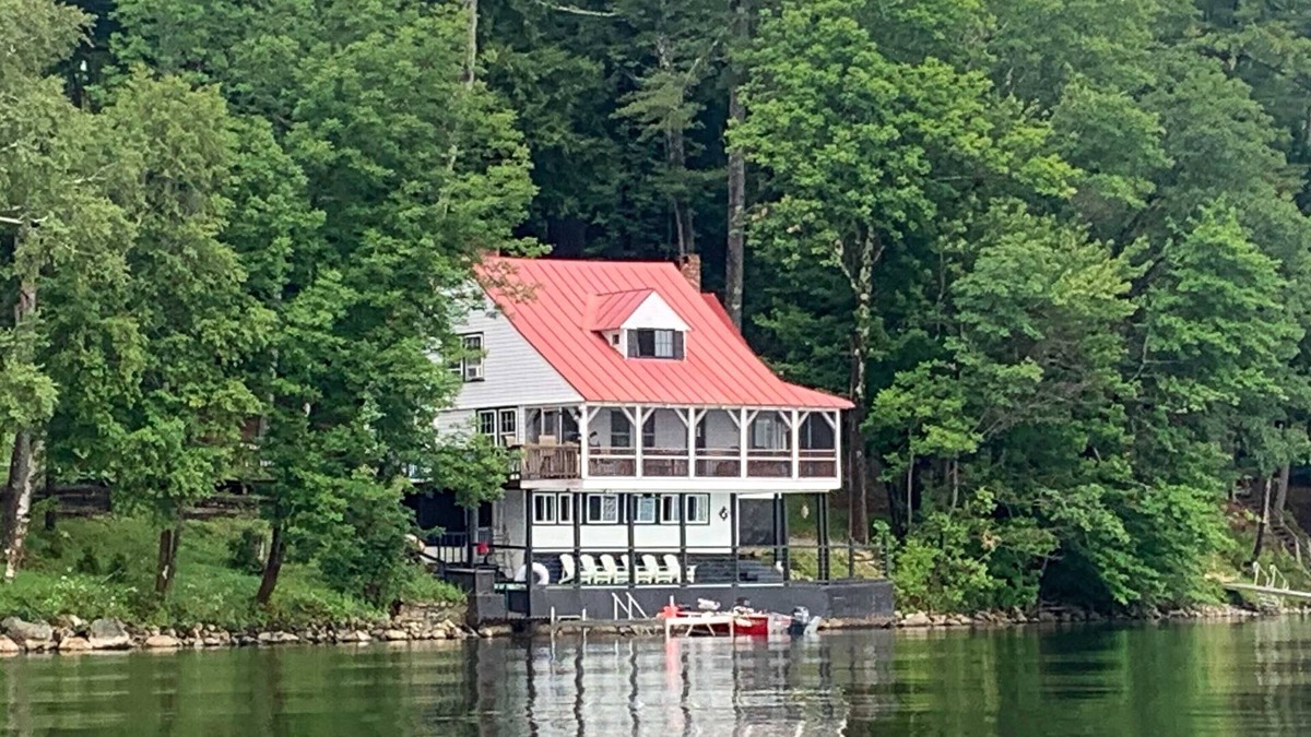 Winthrop House | Charming Lakefront Home: Big Porches, Kayaks & Room to Gather