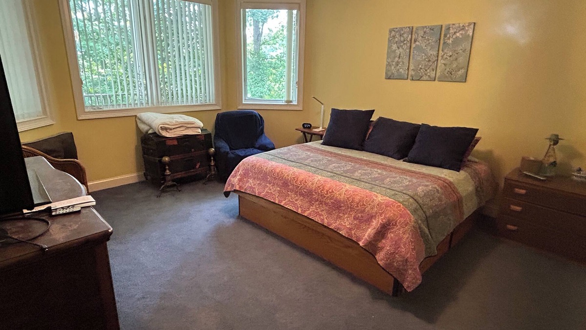 Tellico Village Apartment | Charming Lakeside 2-bedroom suite with WiFi, AC in welcoming Tellico Village