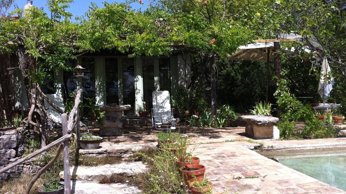 Entrecasteaux House | Charming Little House with Pool