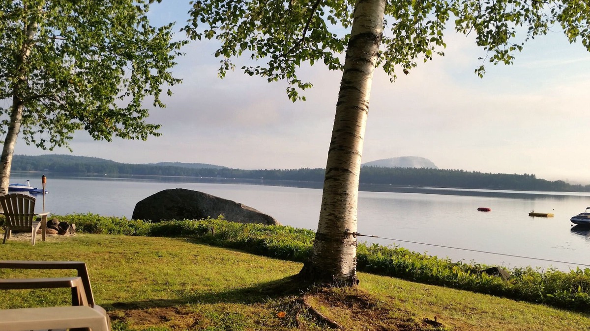 Fryeburg House | Charming Lovewell Pond Lakehouse:Beach,Open Layout, AC/Wash/Dryer/WIFI/Cable