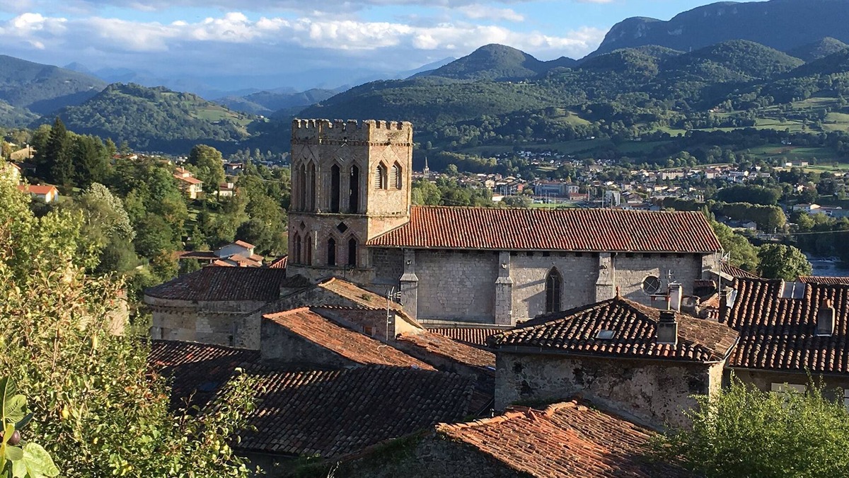 Saint-Lizier House | Charming Mansion in the Heart of Saint-Lizier, beautiful views of the Pyrenees.