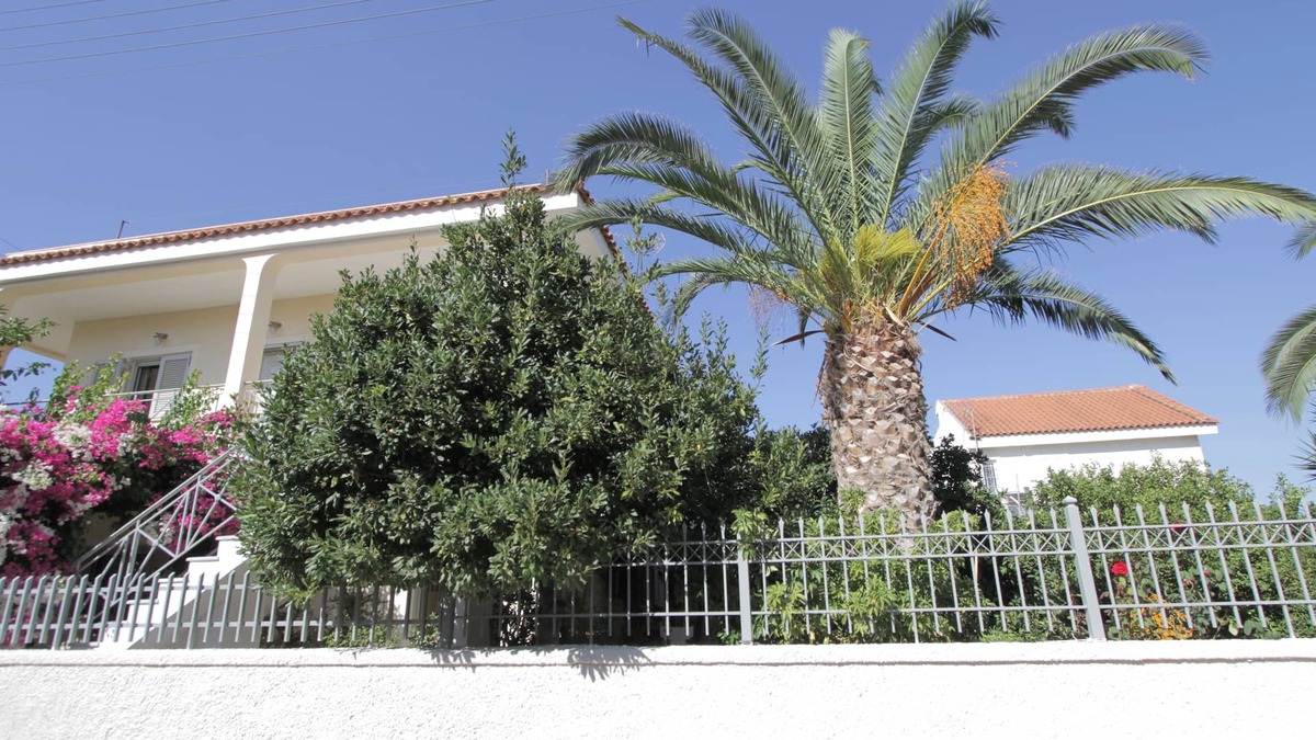Spata-Artemida House | CHARMING MEDITERRANEAN COTTAGE NEAR THE BEACH AND CLOSE TO THE AIRPORT AND PORT