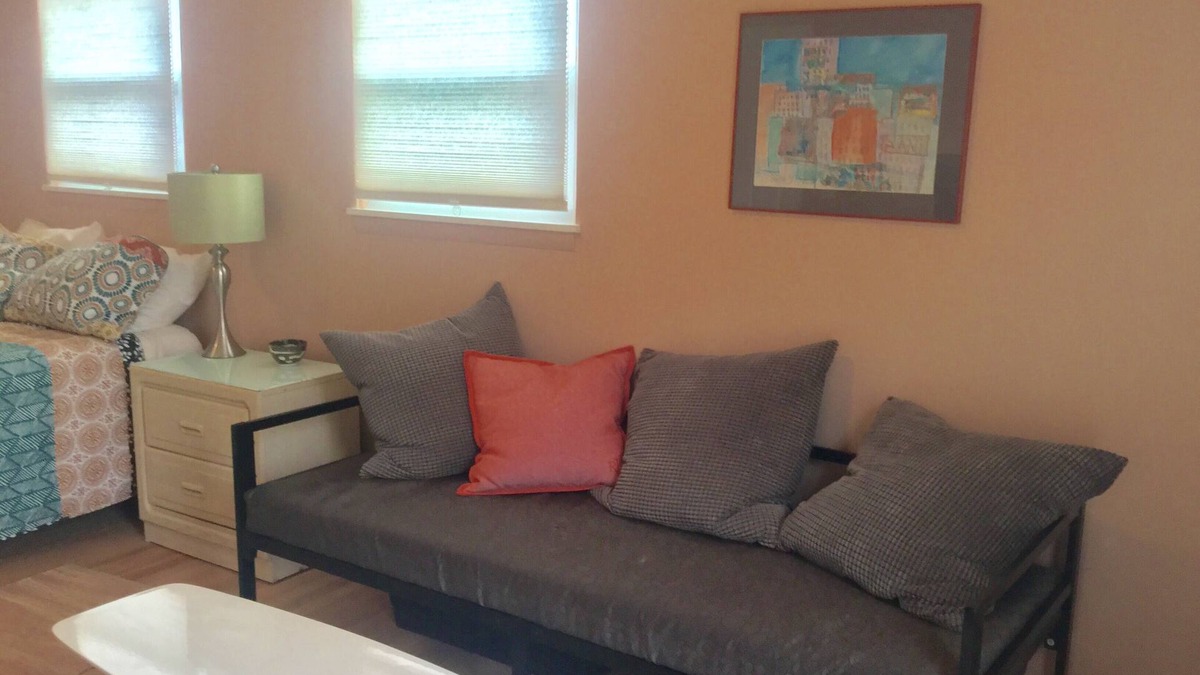 Oakley House | Charming, modern studio apartment close to hospitals, Biltmore and downtown.