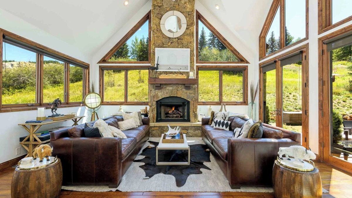 Avon House | Charming Mountain Home by InvitedHome | Dial-a-Ride to Ski, Hot Tub, Fire Pit
