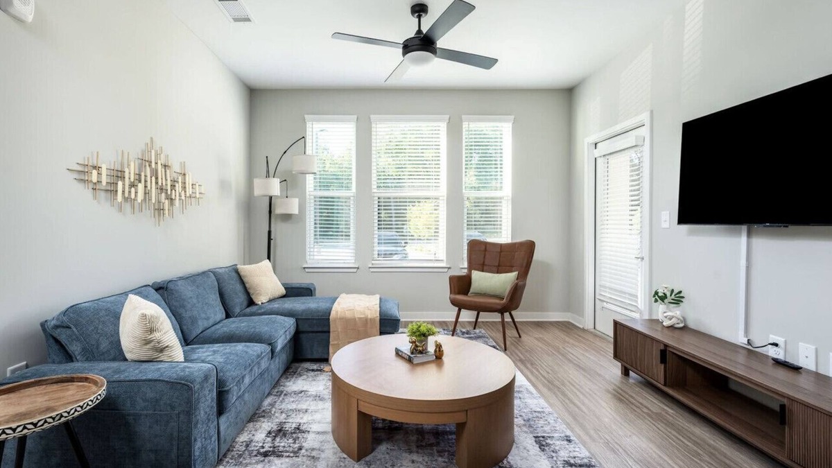 Athens Apartment | Charming, New Apt | Pool | Long Stays