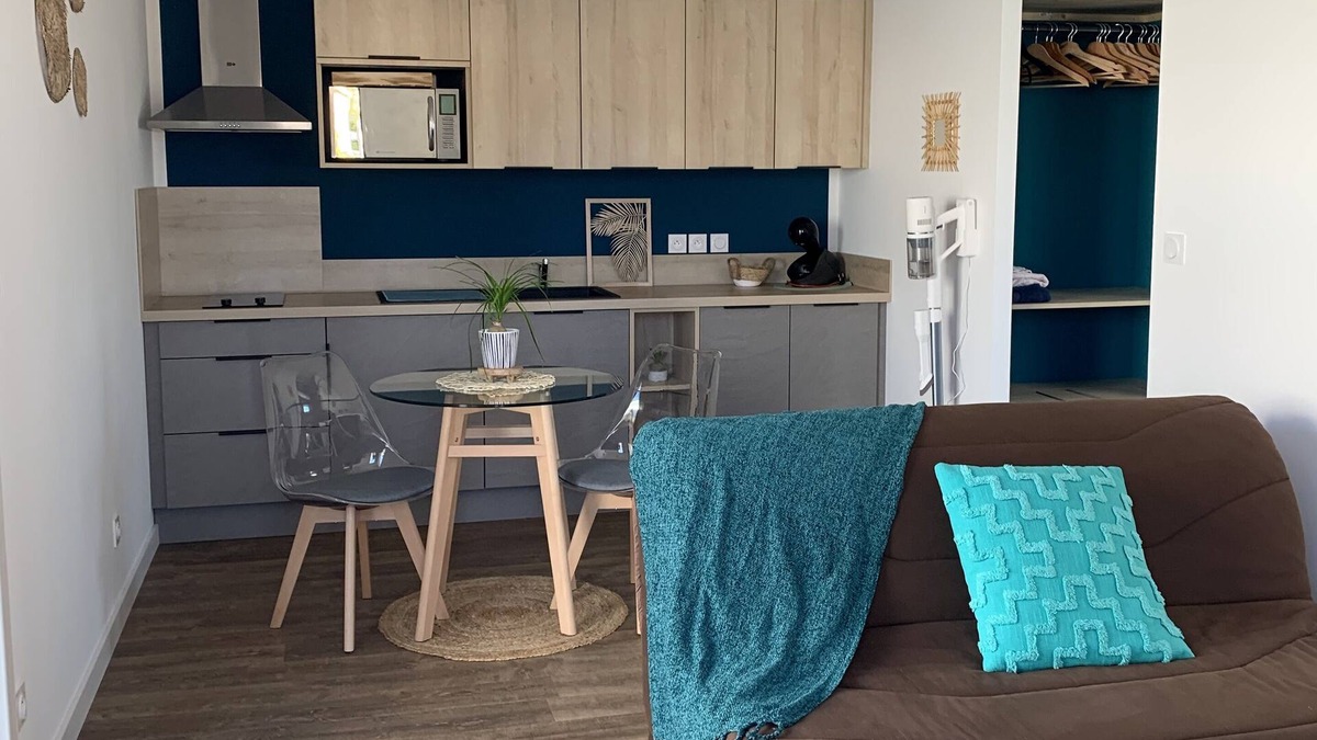 Hourtin Apartment | Charming new home between lake and town center