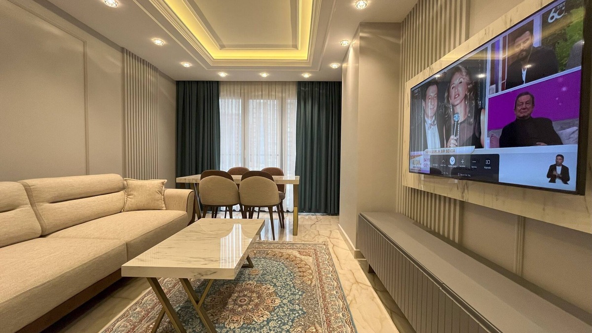 Zeytinburnu Apartment | Charming New Living Space next to Istanbul Fisekhane & Marmaray