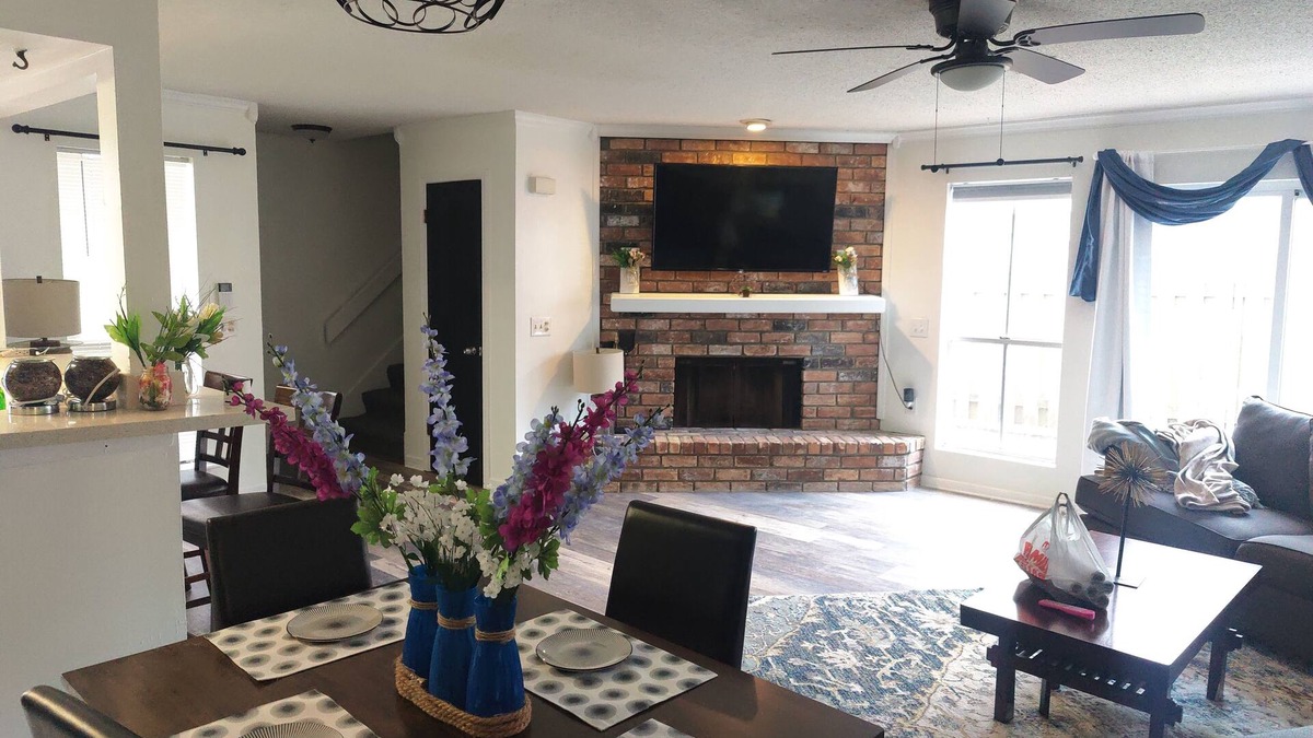 Tall Timbers - Brechtel Condo | Charming NOLA Condo