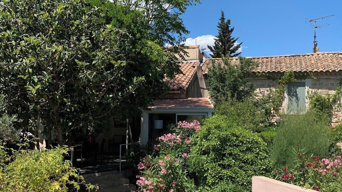 Paradou House | Charming old village house, very quiet, wooded garden, sleeps 4.