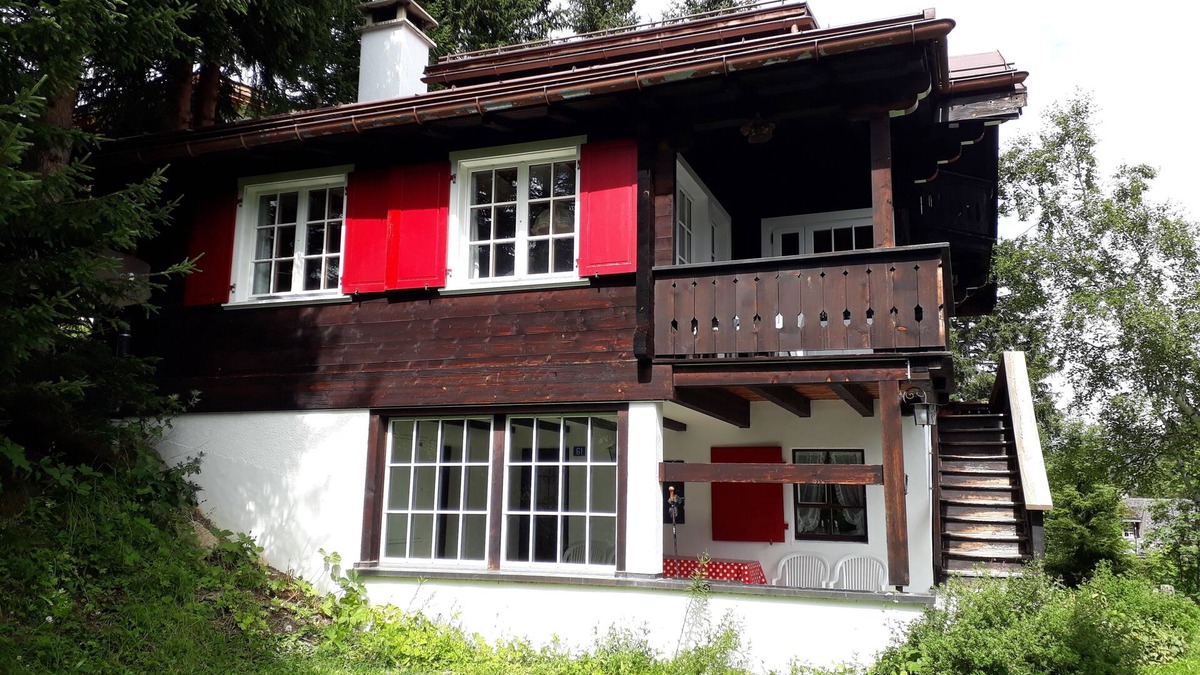 Arosa Apartment | Charming old wooden chalet