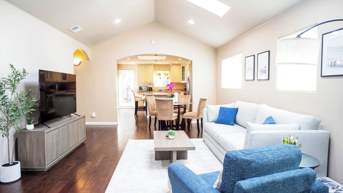 Pacific Grove House | Charming Pacific Grove Retreat 3bd/2bath