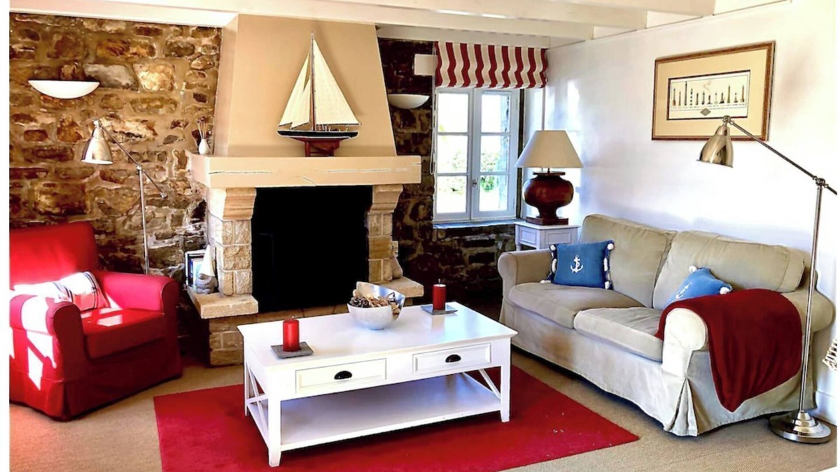 Crozon House | CHARMING PENTY BRETON 200 M'A PIED DE LA PLAGE DE LA PALUE ⛱️🌊🏄‍♂️