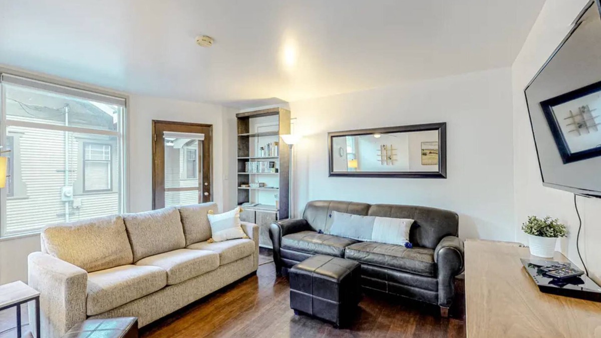 Manito Apartment | Charming private apartment in manito/sacred heart neighborhood.