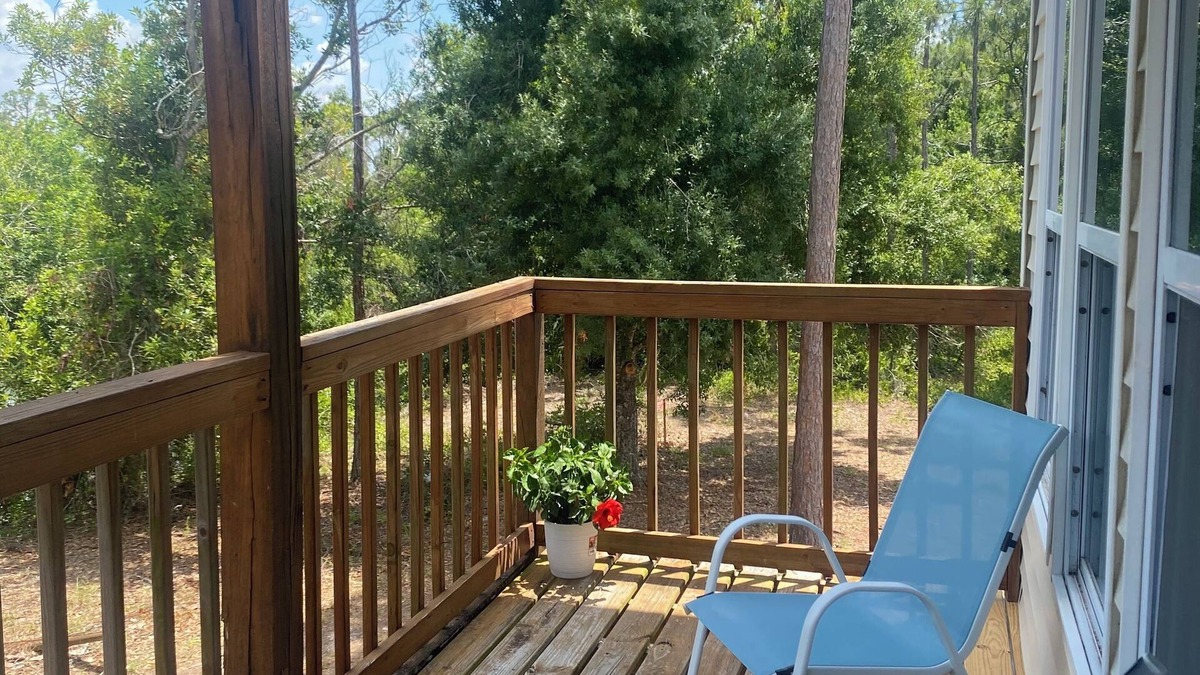 Tropical Gulf Acres House | Charming Punta Gorda Treehouse vacation Villa overlooking Beautiful lake