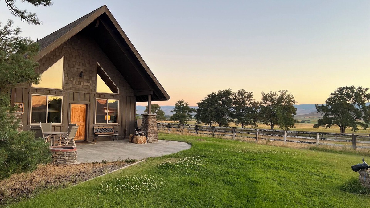Ellensburg House | Charming Ranch and Farm Living